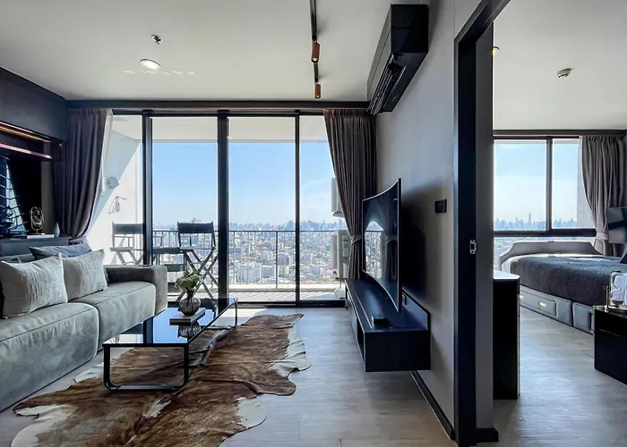 400m To Mrt L Large 54 Sqm L High Floor 公寓 曼谷