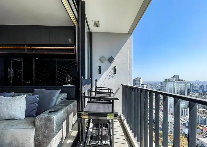 400m To Mrt L Large 54 Sqm L High Floor 公寓 曼谷
