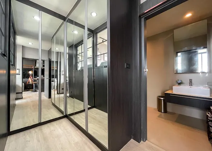 400m To Mrt L Large 54 Sqm L High Floor *